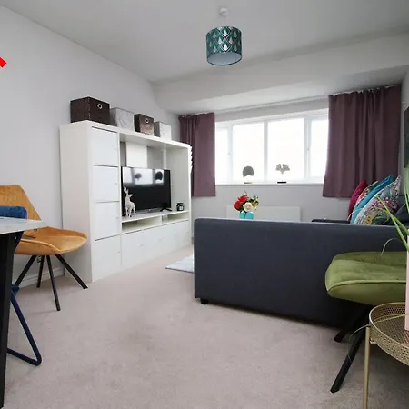 2 Bedroom City By Fyh-property, Free Parking Apartment *