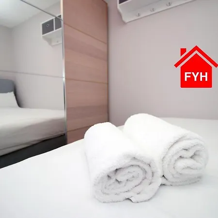 Apartment 2 Bedroom City By Fyh-property, Free Parking *