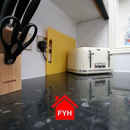 2 Bedroom City By Fyh-property, Free Parking * Bristol